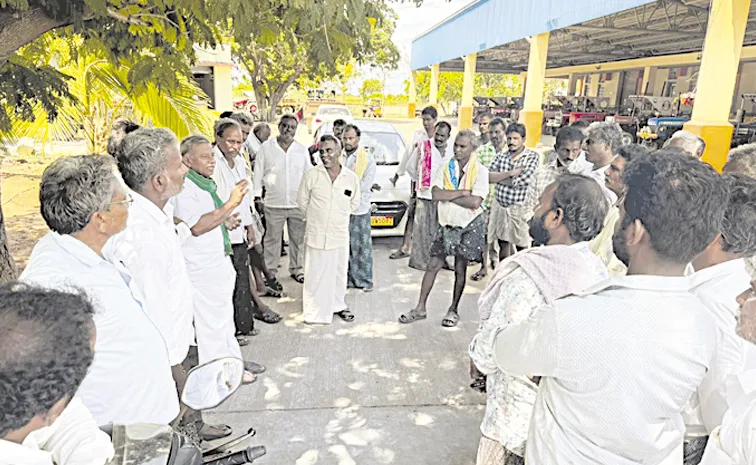 Tobacco Farmers fires on Chandrababu Government: Prakasam District