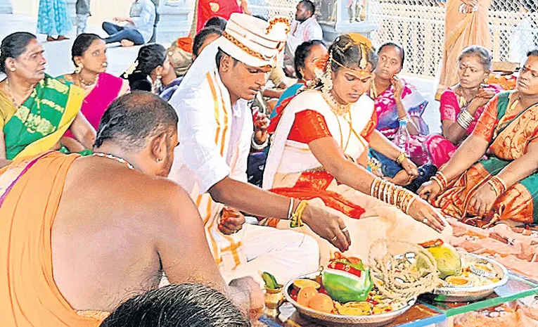 రేపటి నుంచి శుభకార్యాలకు బ్రేక్‌  
