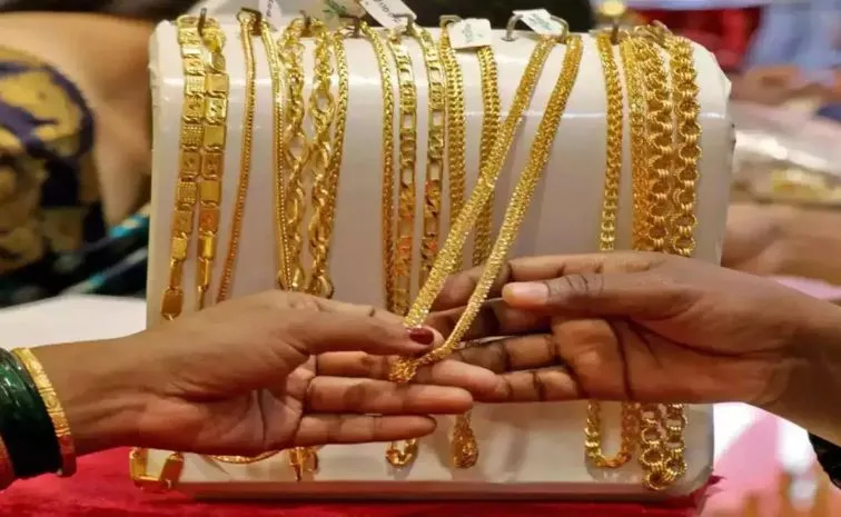 Jewellery retailers push gold exchange schemes  