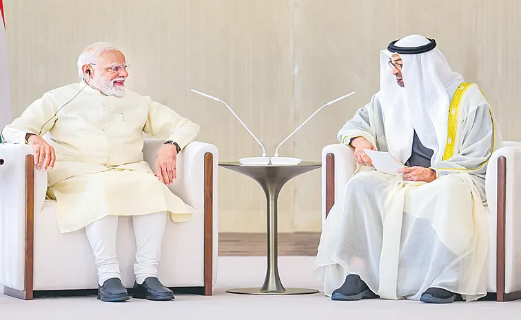 PM Narendra Modi meet UAE President HH Sheikh Mohamed bin 