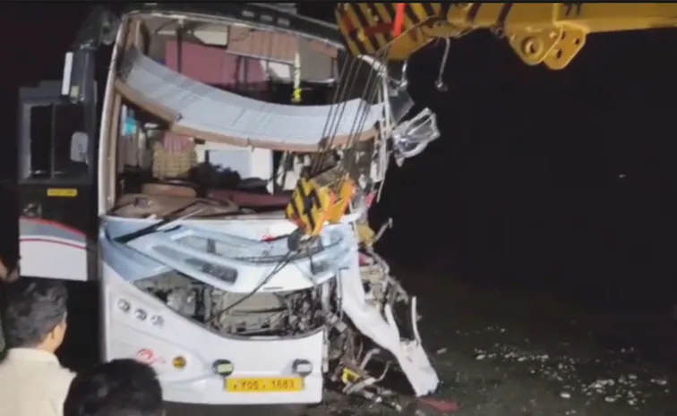 Travel Bus Collides With Lorry In Allagadda