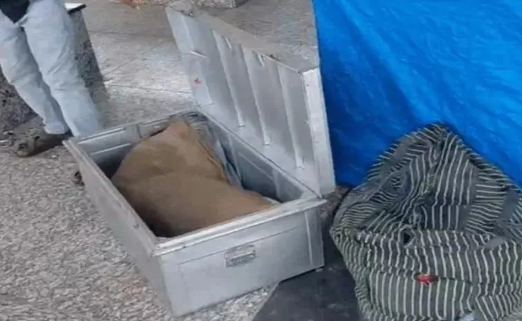 Headless Body of Woman Found in Gomtinagar Express at Lucknow