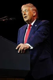 Donald Trump Says He Will Hike Tariffs on EU Cars to 25 Percent