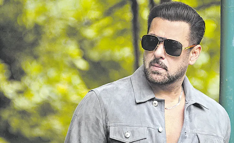 నేను ఒంటరివాడిని కాను: సల్మాన్‌ ఖాన్‌