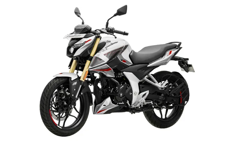 Bajaj Pulsar N160 Golden USD Fork Launched