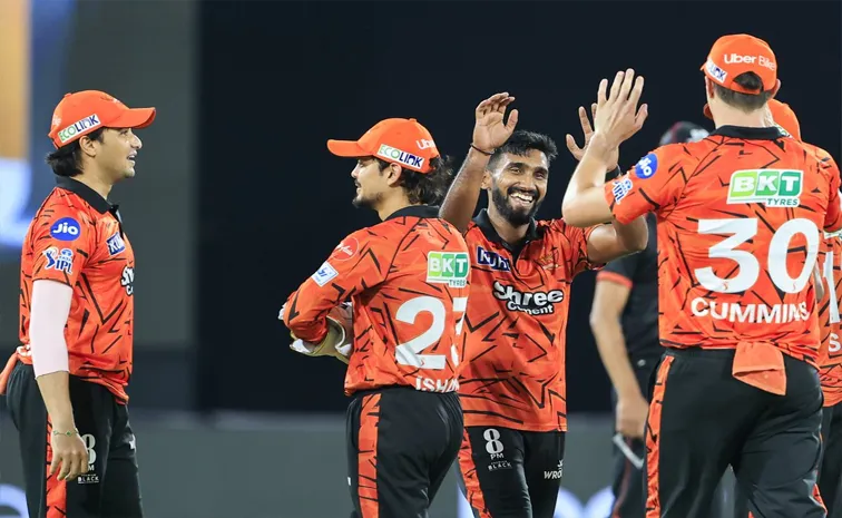 Royal Challengers Bengaluru lost by 55 runs to Sunrisers Hyderabad1