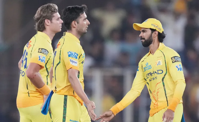 GT vs CSK: Entire CSK Team Punished Captain Handed Hefty Fine