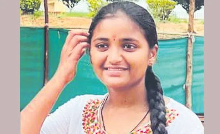 గాంధీలో బీఎస్సీ నర్సింగ్‌ విద్యార్థిని మృతి 