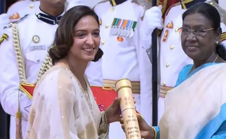 Harmanpreet Kaur Receives Padma Shri Ahead Of T20 World Cup 2026