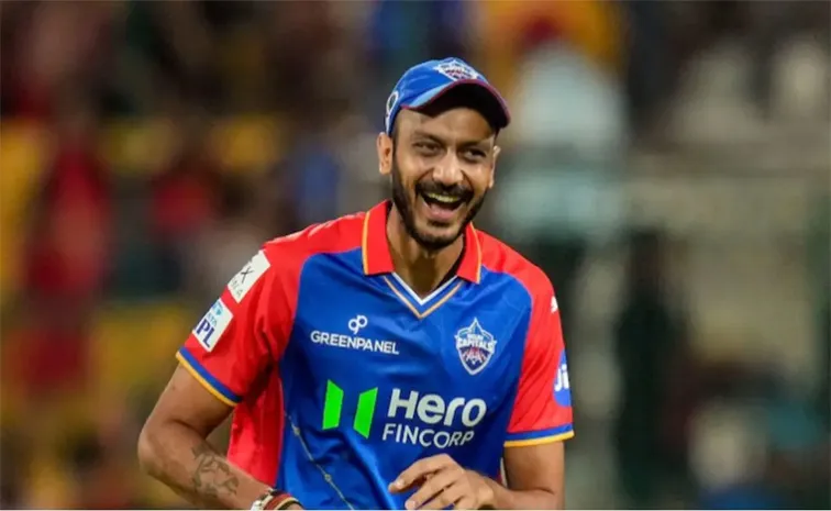 అత్యంత అరుదైన క్లబ్‌లో అక్షర్‌ పటేల్‌