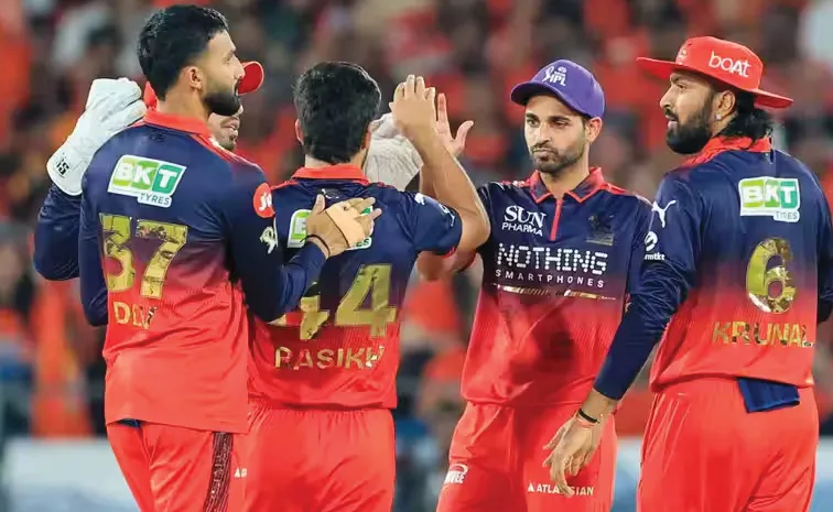 GT bowling attack stronger than RCB: Sehwag Names Qualifier 1 X factor