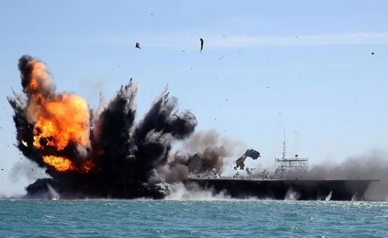 Iran hits US base after attack at Bandas Abbas News Updates