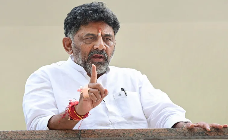 DK Shivakumar is set to replace Siddaramaiah as Karnataka Chief Minister
