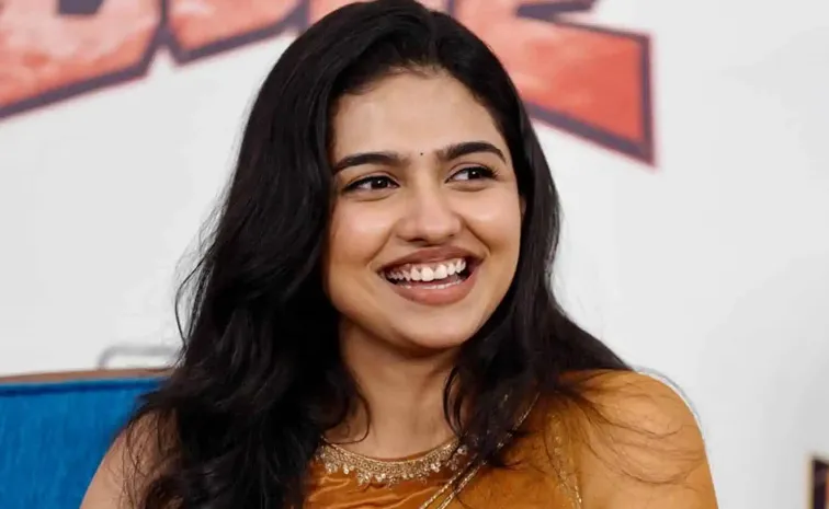 సాయిపల్లవి, కీర్తి సురేశ్.. ఇప్పుడు మమిత?
