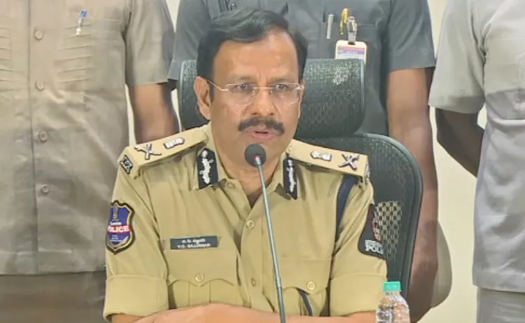 Hyderabad CP Sajjanar On Lawyer Moizuddin Case