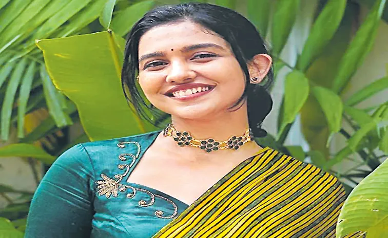 Mamitha Baiju is in talks to play the female lead in Yellamma