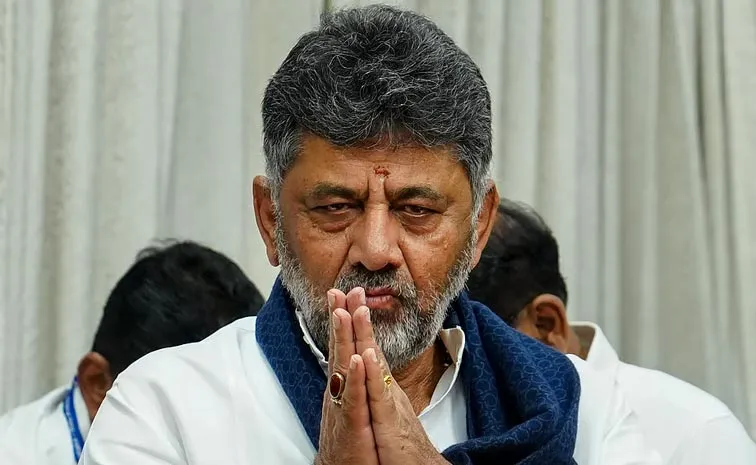 కర్ణాటక సీఎల్పీ నేతగా డీకే శివకుమార్‌ ఎన్నిక