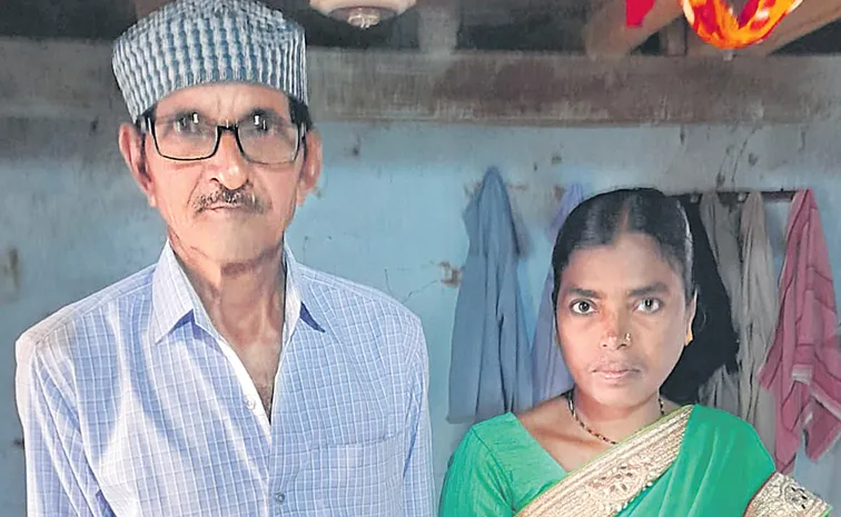 భార్యలను చంపి.. బలవన్మరణం