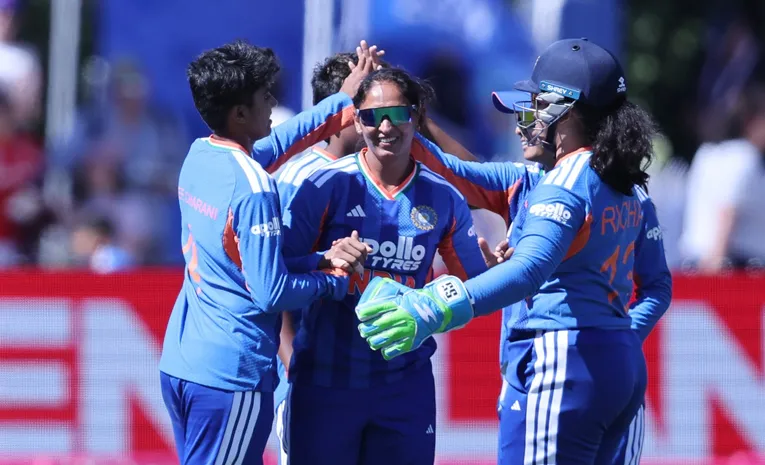 Shree Charani grabs three but Kemps late blitz lifts England to 168-52