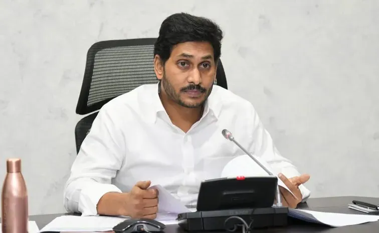 మంత్రాలయం ఘటనపై వైఎస్ జగన్ దిగ్ర్భాంతి