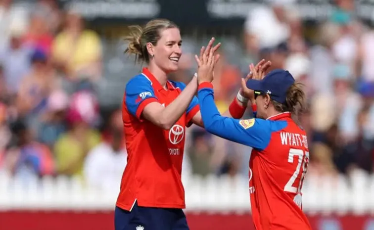 ENG beat IND by 26 runs in 2nd T20I