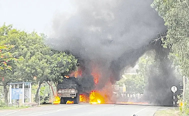 Fire Incident At Chittoor: Lorry catches fires in Chittoor District