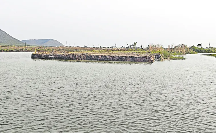 Chandrababu govt conspiracy over Amaravati lands
