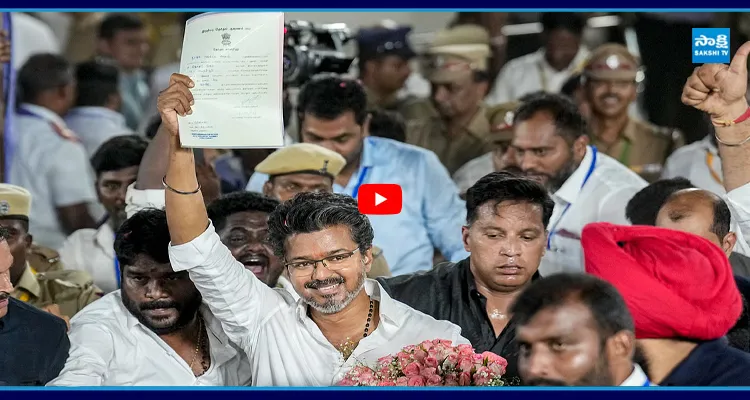 చదివిన కాలేజీలోనే ఎమ్మెల్యే విన్నింగ్ సర్టిఫికెట్ తీసుకున్న TVK విజయ్