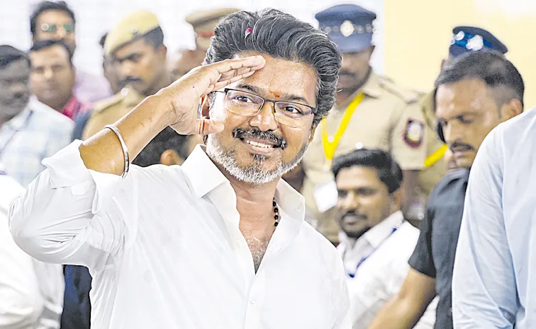 విజయ్‌ పొత్తు ఎవరితో?