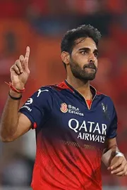 Bhuvneshwar Kumar becomes First Pacer to play 200 IPL games