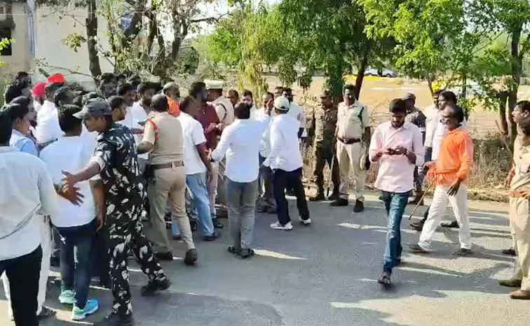 Attack on MLA Kaushik Reddy office
