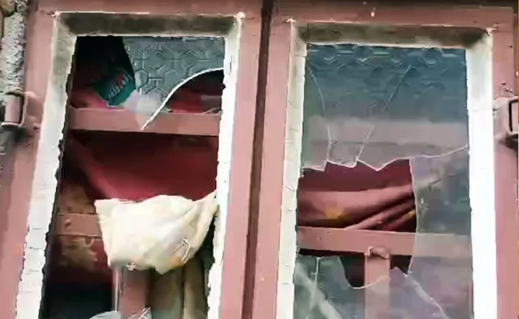 BJP Supporters Injured in Panihati Bomb Blast Following Aides Murder