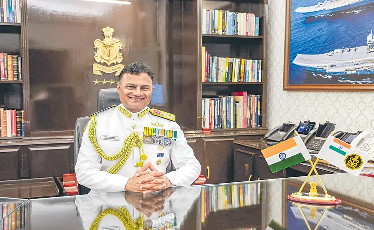 నావికాదళ చీఫ్‌గా స్వామినాథన్‌ 