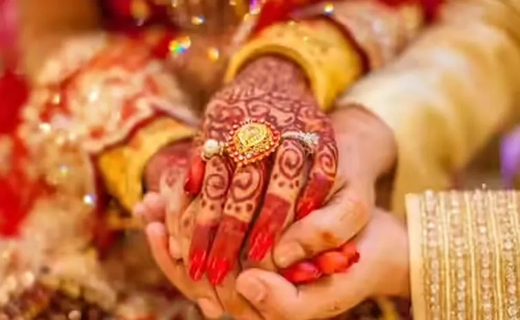 Sangareddy Incident Newlywed Commits Suicide