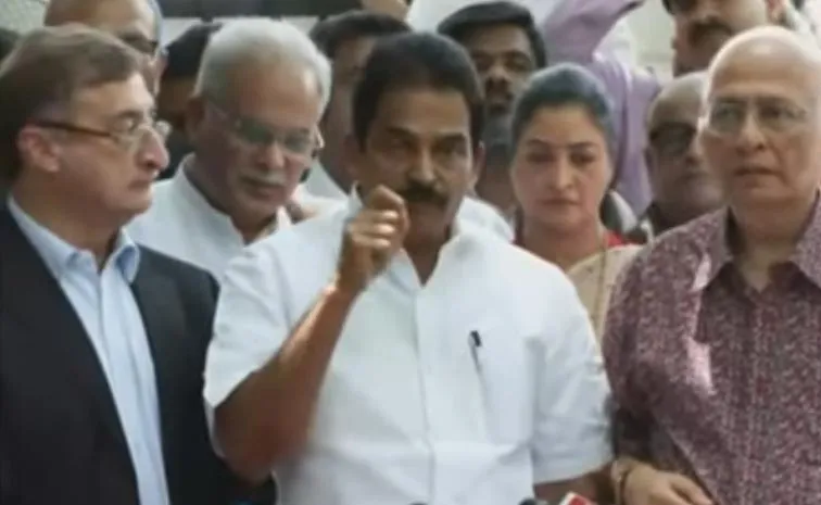 Meenakshi Rs Nomination Controversy: Top Congress Leaders Meet Ec