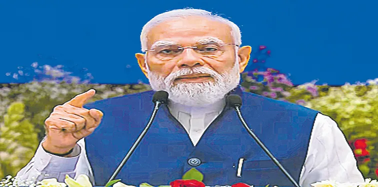 PM Narendra Contrasts Congress Era With NDA Development Record