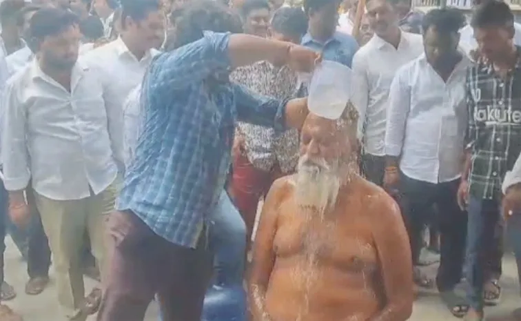 తాడిపత్రి పీఎస్‌ వద్ద జేసీ ప్రభాకర్ రెడ్డి ఓవరాక్షన్‌