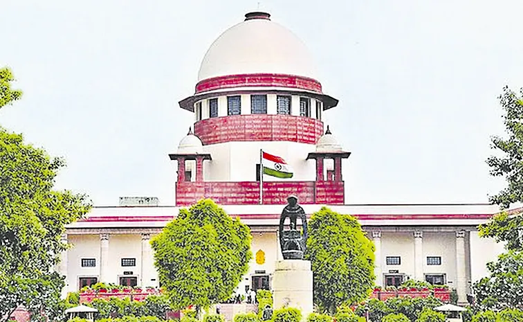 Homemakers are nation builders: Supreme Court sets Rs 30000 monthly income