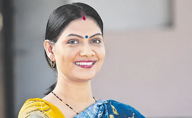 ఆమె.. దేశ నిర్మాత