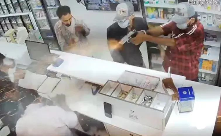 Cashier shot dead by masked gunmen at Chandigarh