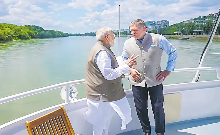 PM Narendra Modi discuss bilateral cooperation with Slovakia PM