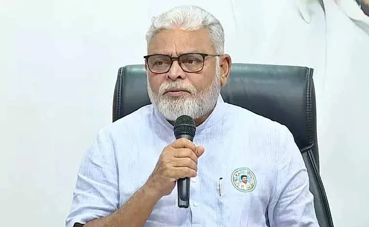 సాయికృష్ణను లాకప్‌లోనే కొట్టి చంపారు