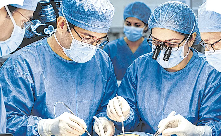 Chaos: doctors performed a groundbreaking surgery