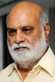Trolls On diretcor Raghavendra rao behaviour with actresses in tollywood9
