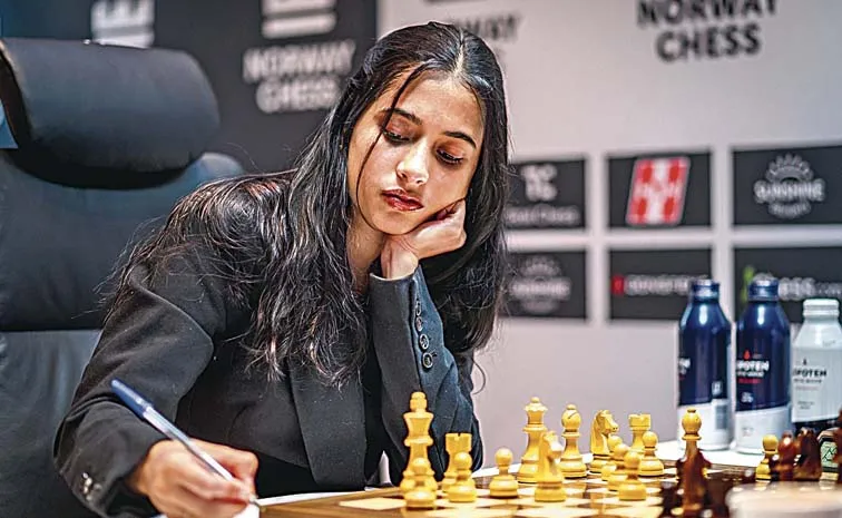 Norway Open International Chess Tournament Divya Deshmukh Praggnanandha