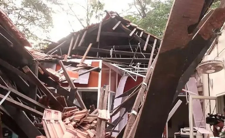 School Building Collapses in Thiruvananthapuram