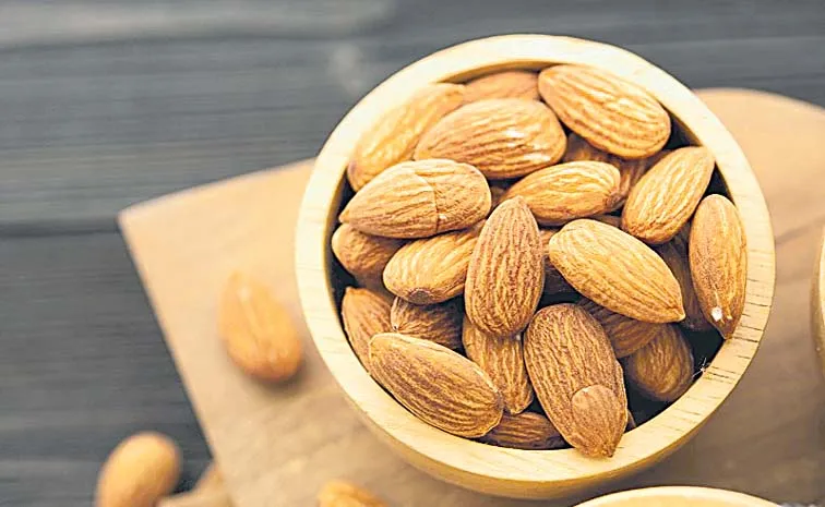 Almonds Improve Eyesight And Health