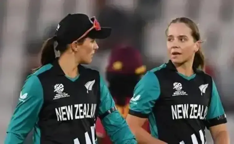 ICC Women's T20 World Cup 2026: New Zealand beat Ireland by 4 runs1