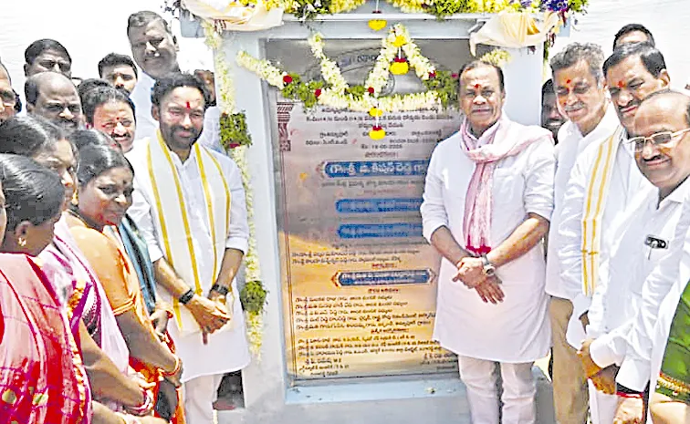 తెలంగాణకు మూడు బుల్లెట్‌ రైళ్లు