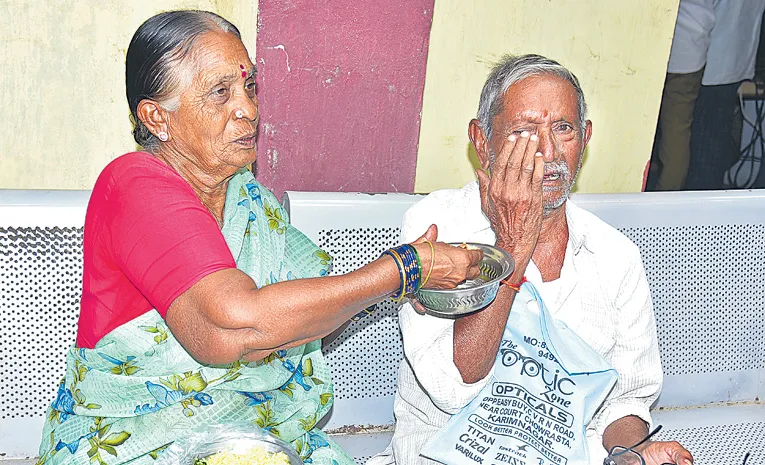 ఈడనే ఉంటాం సారూ!